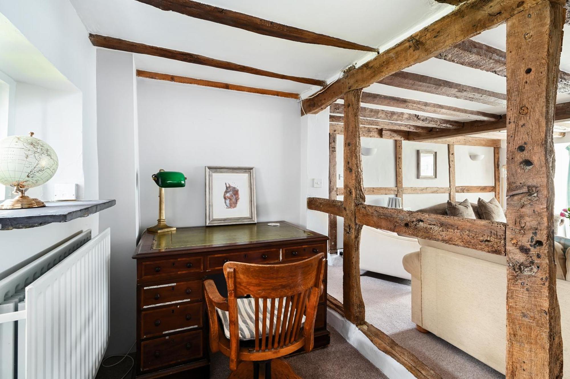 Walnut Tree House Villa Rustington Bagian luar foto