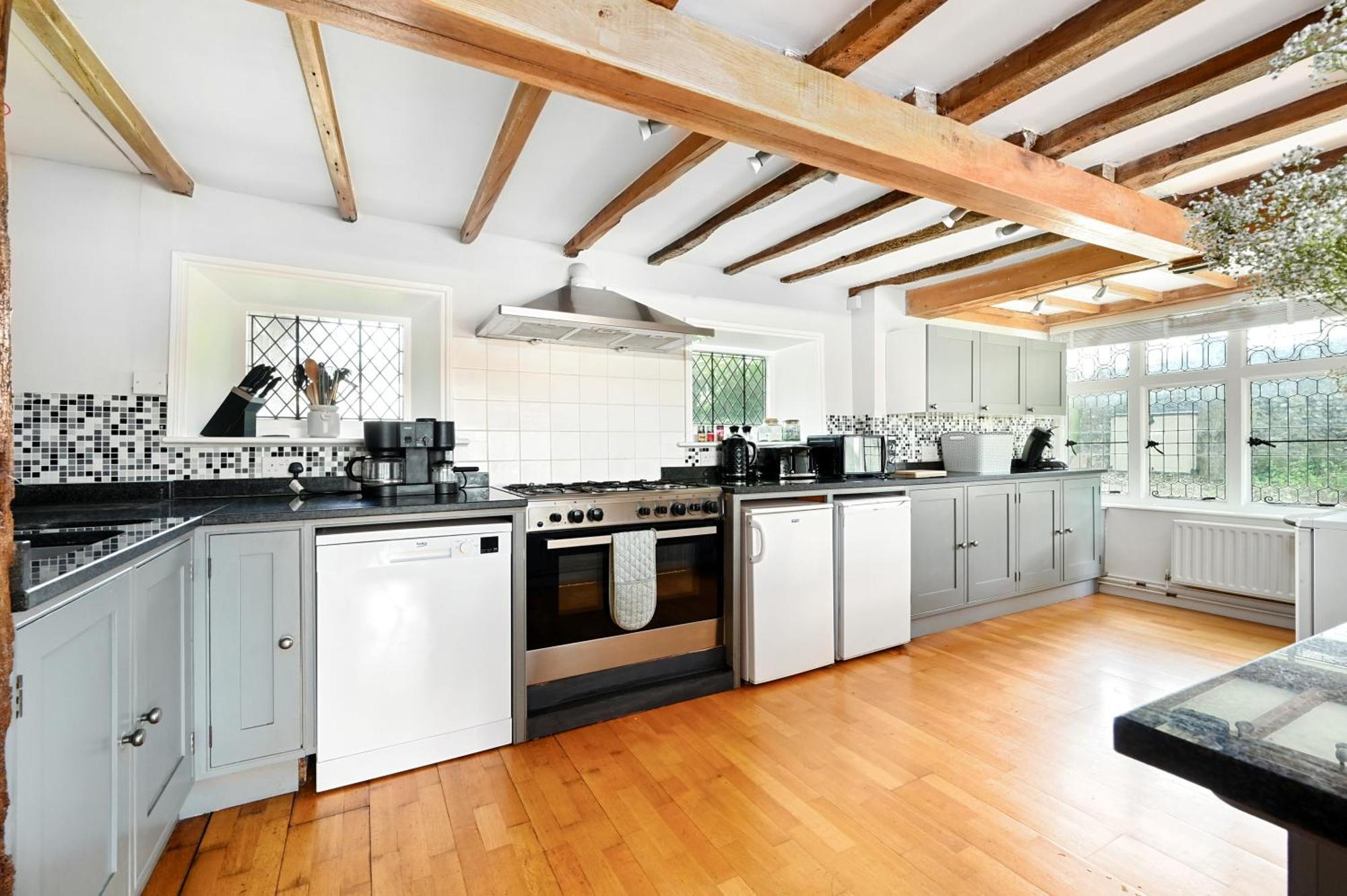Walnut Tree House Villa Rustington Bagian luar foto