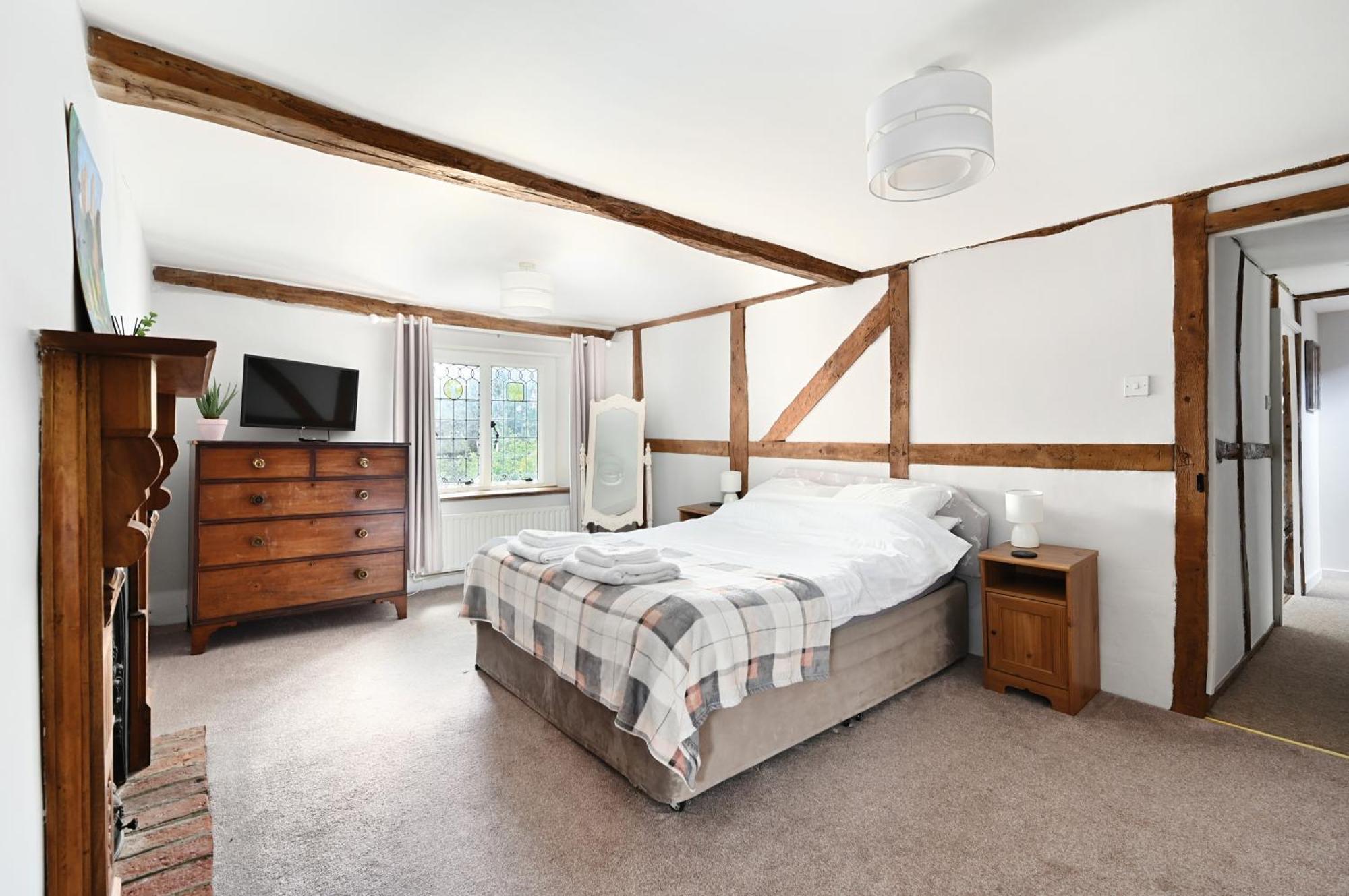 Walnut Tree House Villa Rustington Bagian luar foto