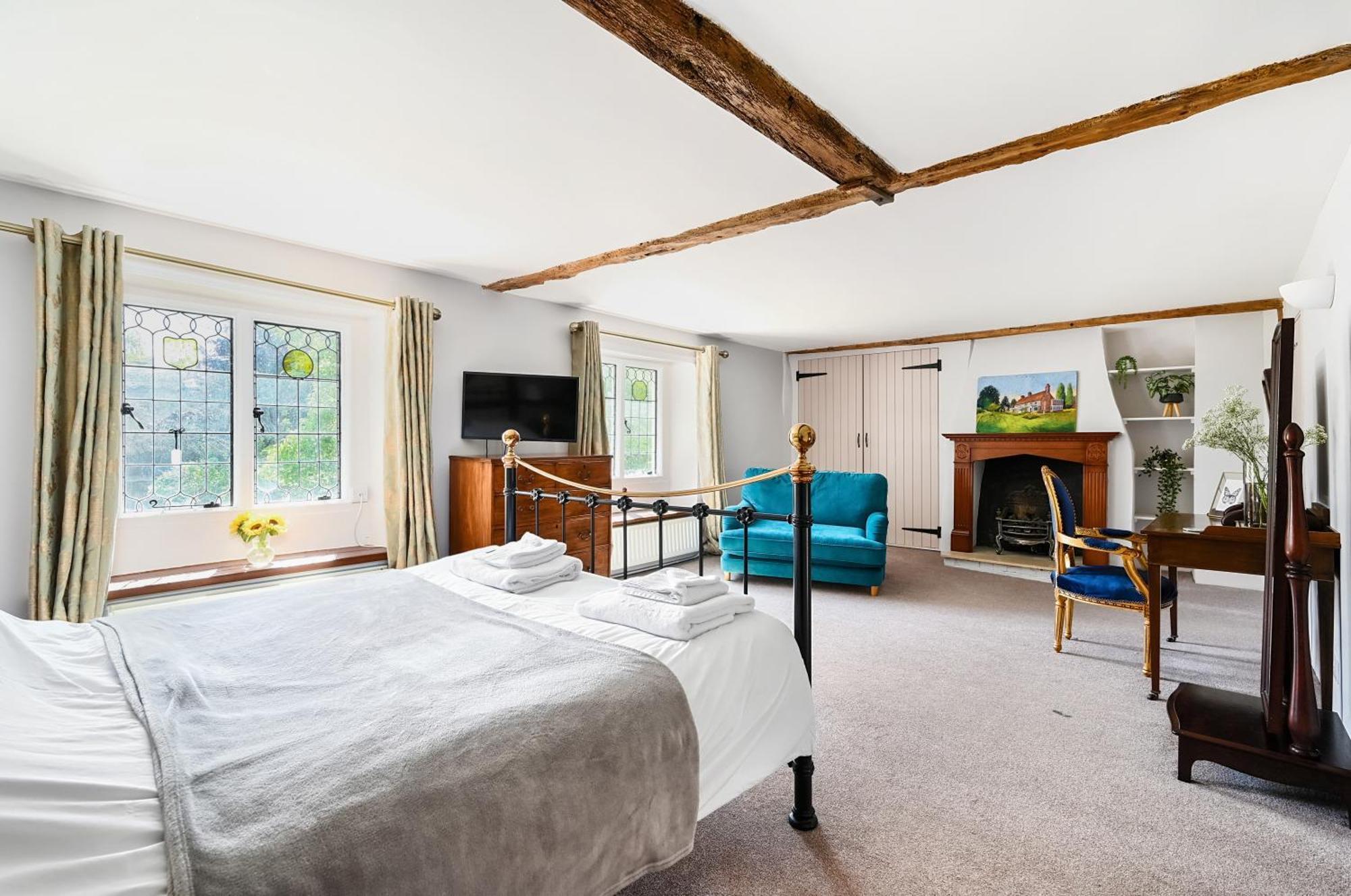 Walnut Tree House Villa Rustington Bagian luar foto