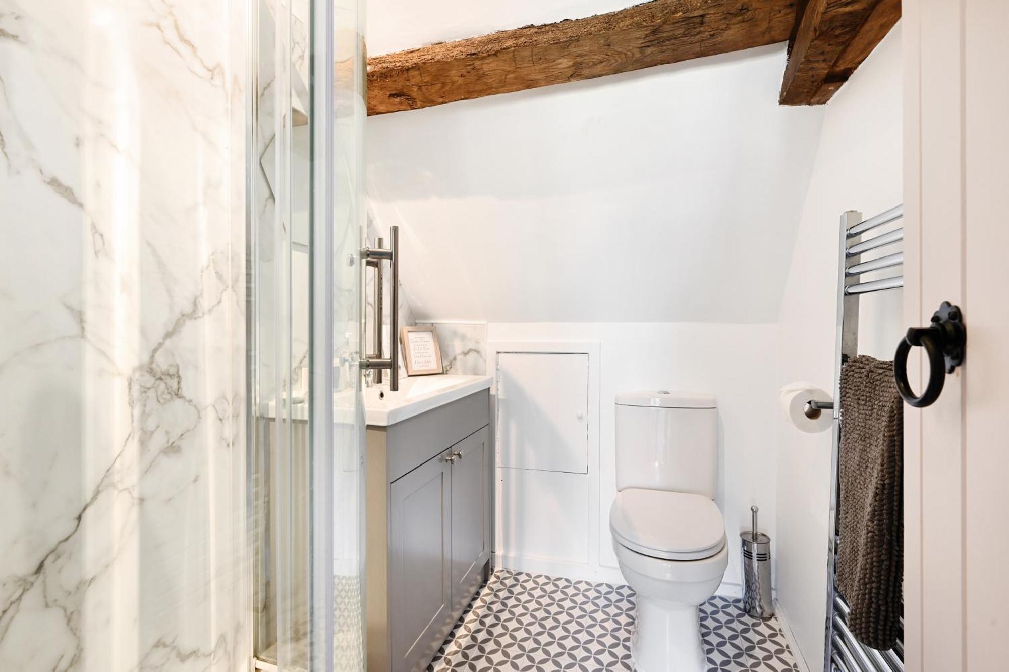 Walnut Tree House Villa Rustington Bagian luar foto